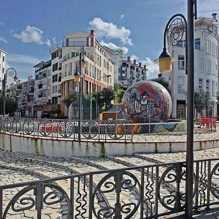 Kodra E Diellit Pensjonat 4*