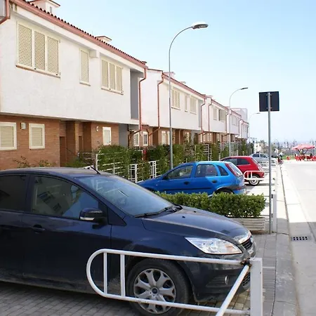 Kodra E Diellit بيت ضيافة